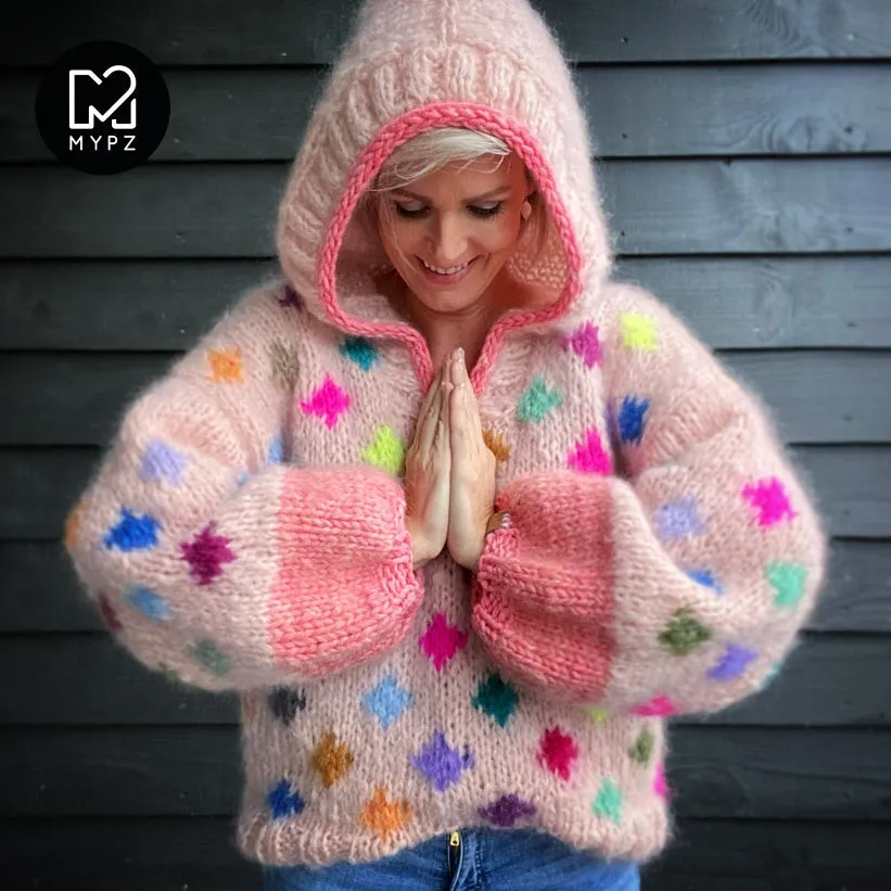 Knitting kit – MYPZ Chunky Mohair Pullover Dots with hoodie No9 (ENG-NL)