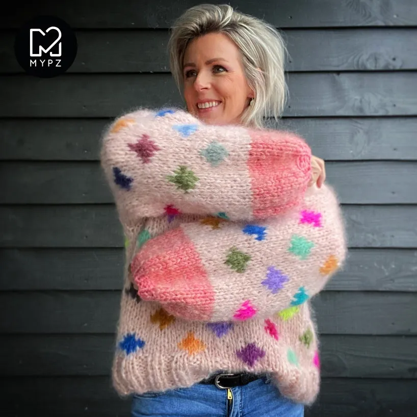 Knitting kit – MYPZ Chunky Mohair Pullover Dots with hoodie No9 (ENG-NL)